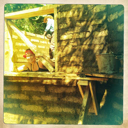 Building a local Guatemalan house out of adobe bricks